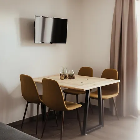 Bonvivar Mountain Apartment *